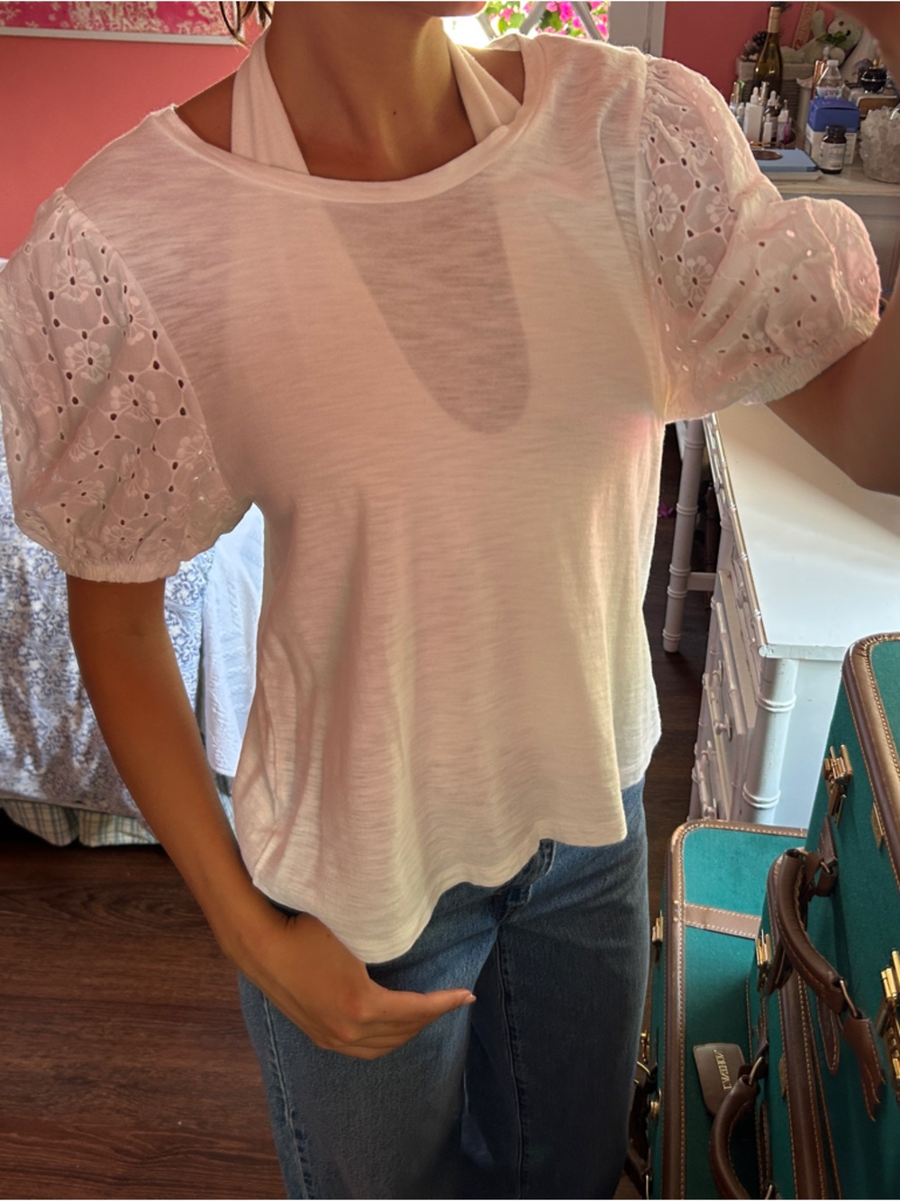 Women’s White Eyelet Puff-Sleeve Top